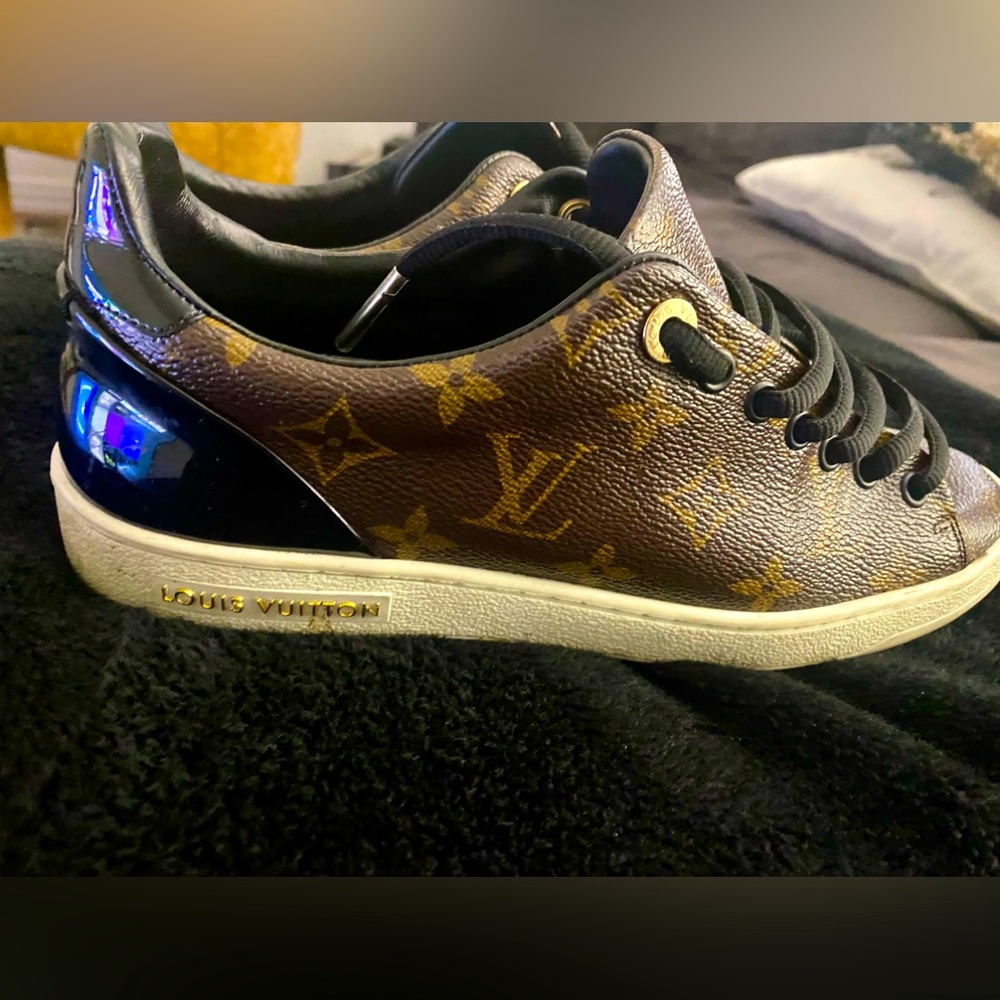 Louis Vuitton Sneakers